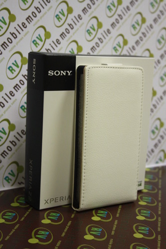 Калъф Флип за Sony Xperia Z1 бял